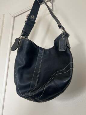 Coach Soho Black Leather Hobo Bag Silver Hardware